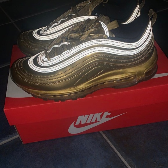 Gold Air Max 97 - Picture 4 of 5